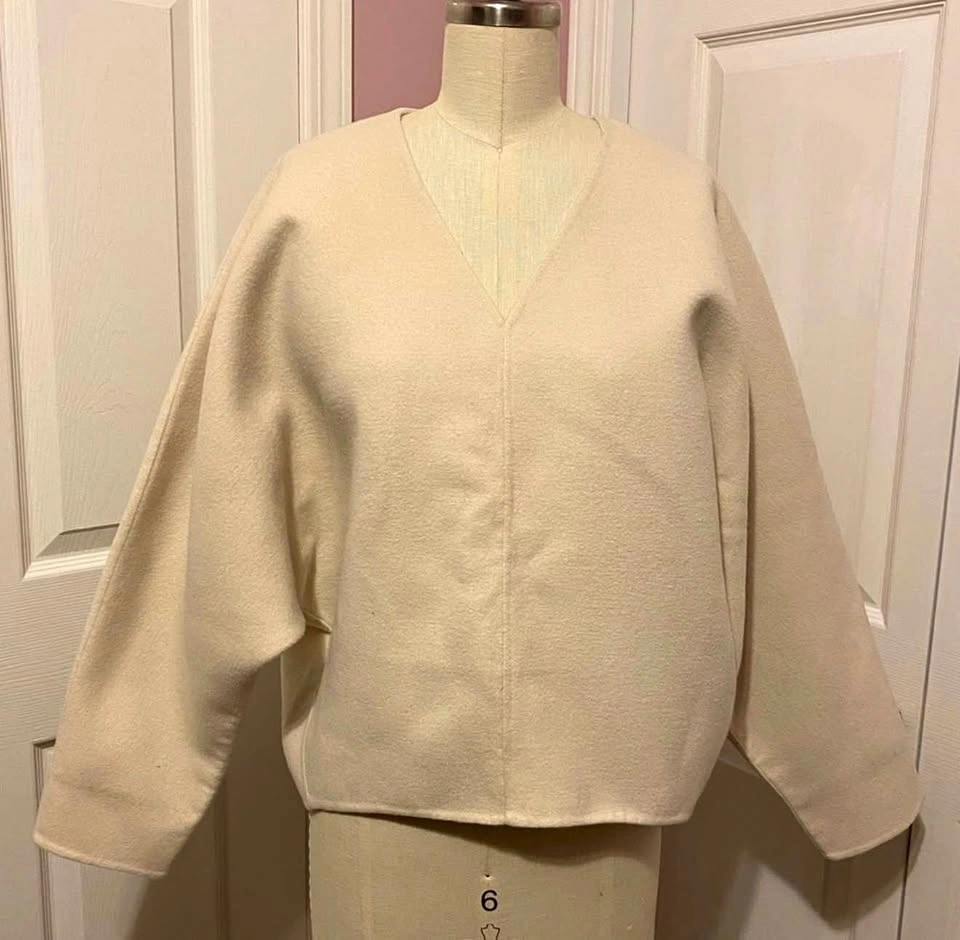 Wool sweater S