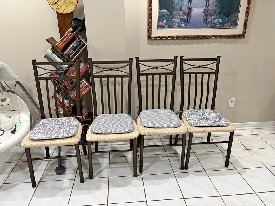 Set of 4 Metal Dining Chairs
