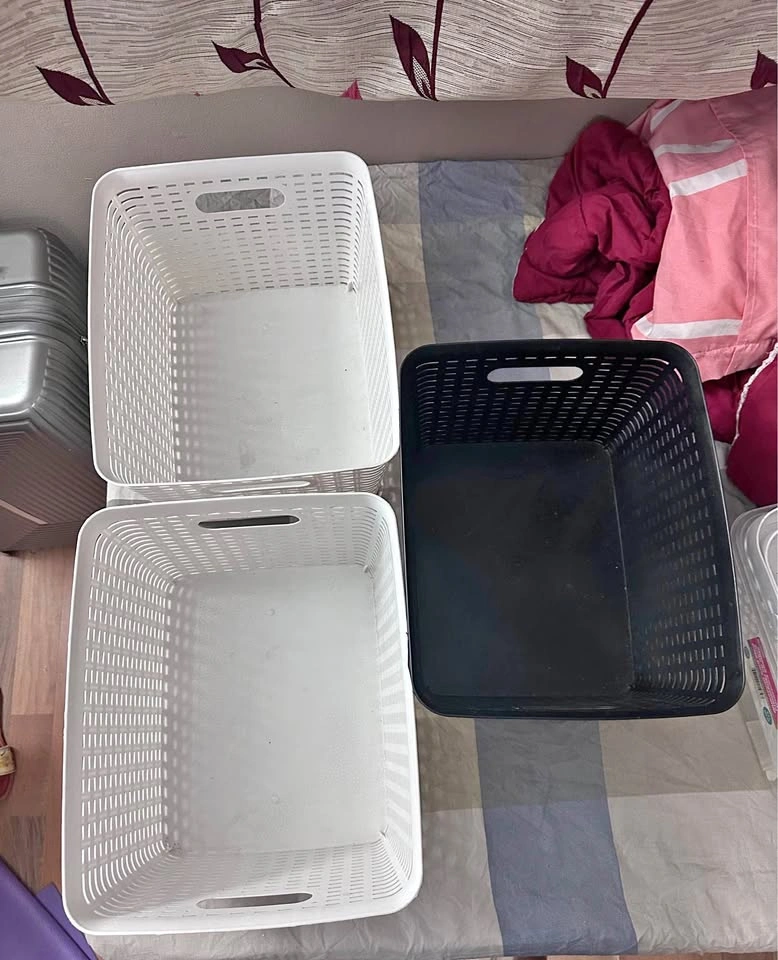 STORAGE/ ORGANISERS