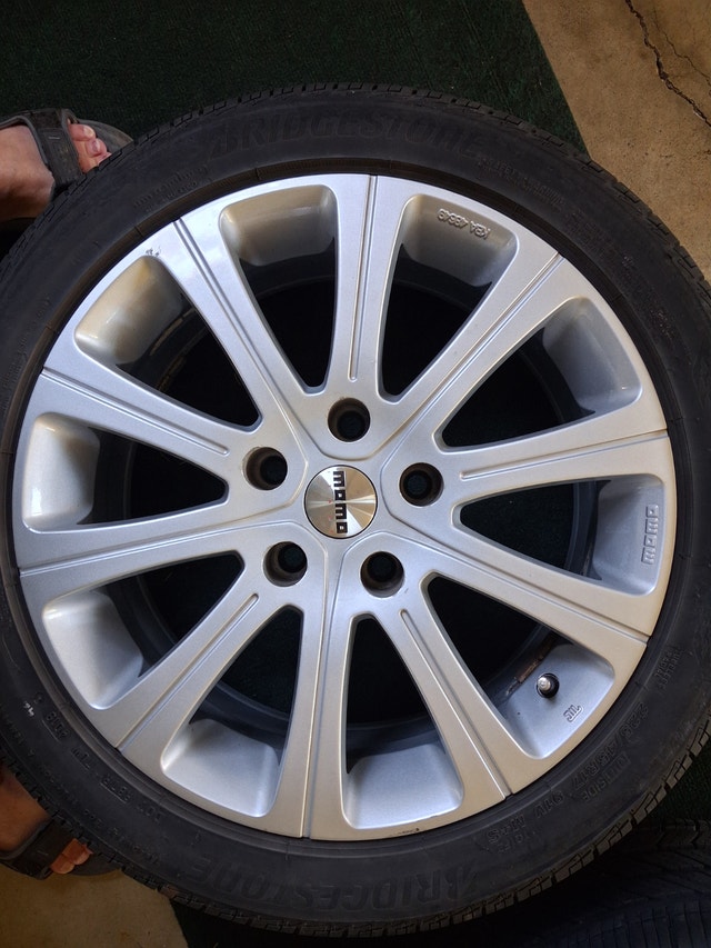 17" MOMO Wheels (5x120) - Fits BMW 3-Series / E90 - photo 3