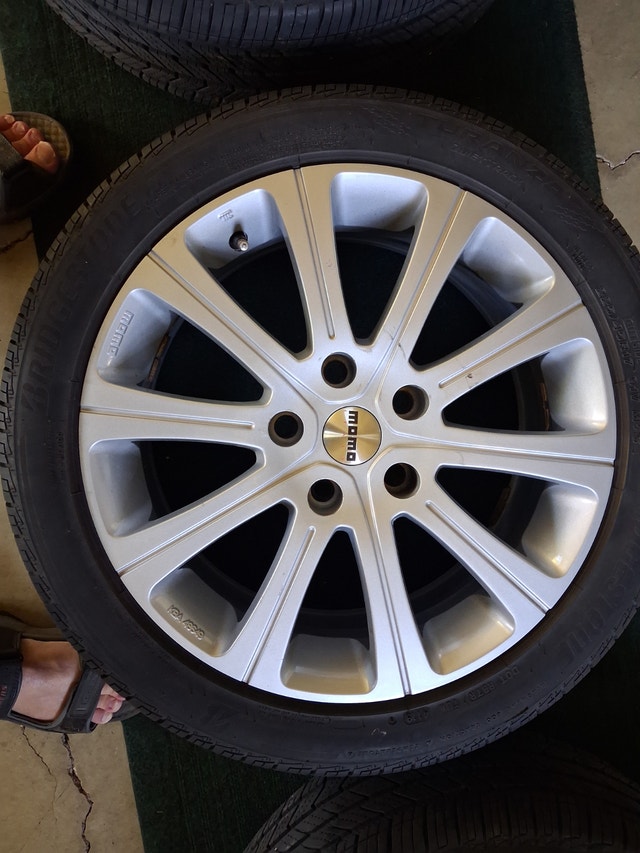 17" MOMO Wheels (5x120) - Fits BMW 3-Series / E90 - photo 4