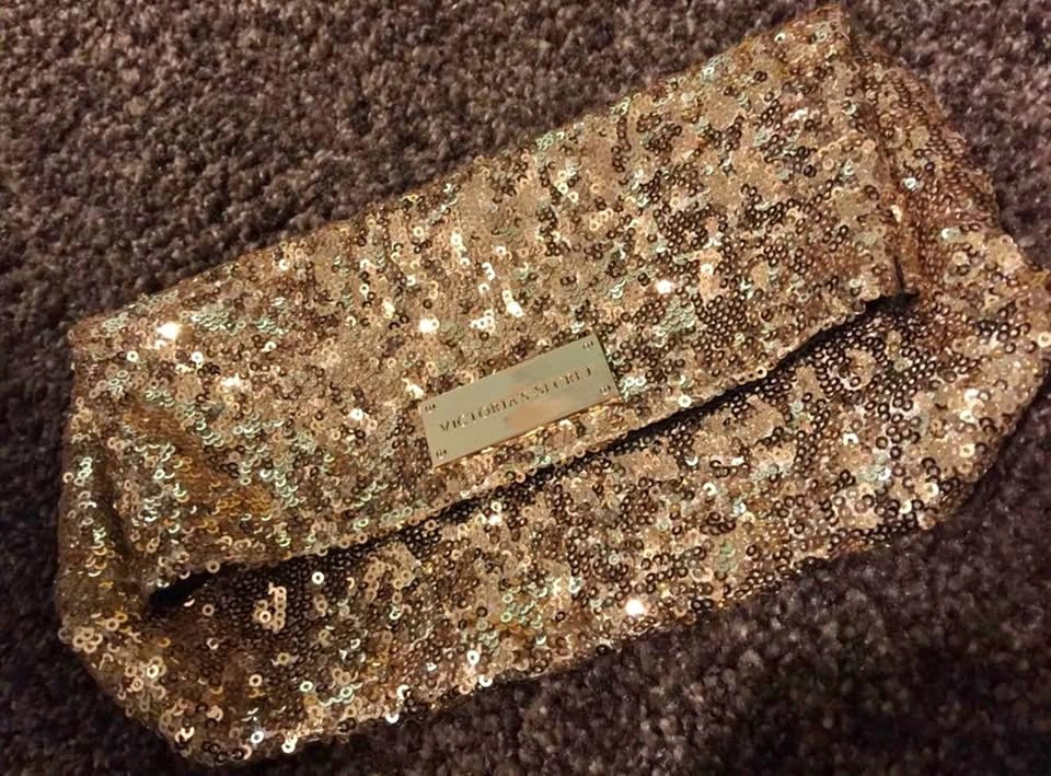 Victoria secret pouch