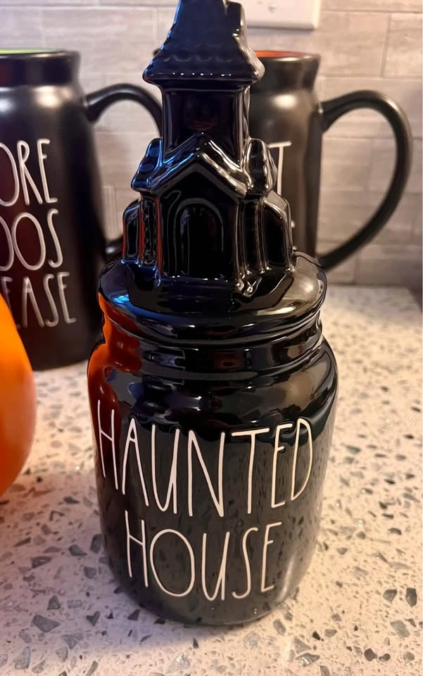 Ceramic Kitchen Pitchers & Holiday Table Decor - photo 2