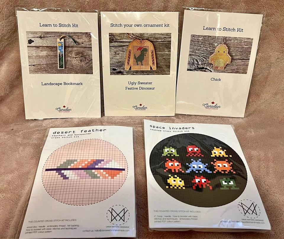 New Beginner Cross Stitch & Wood Embroidery Craft Kits - 5 Kit L