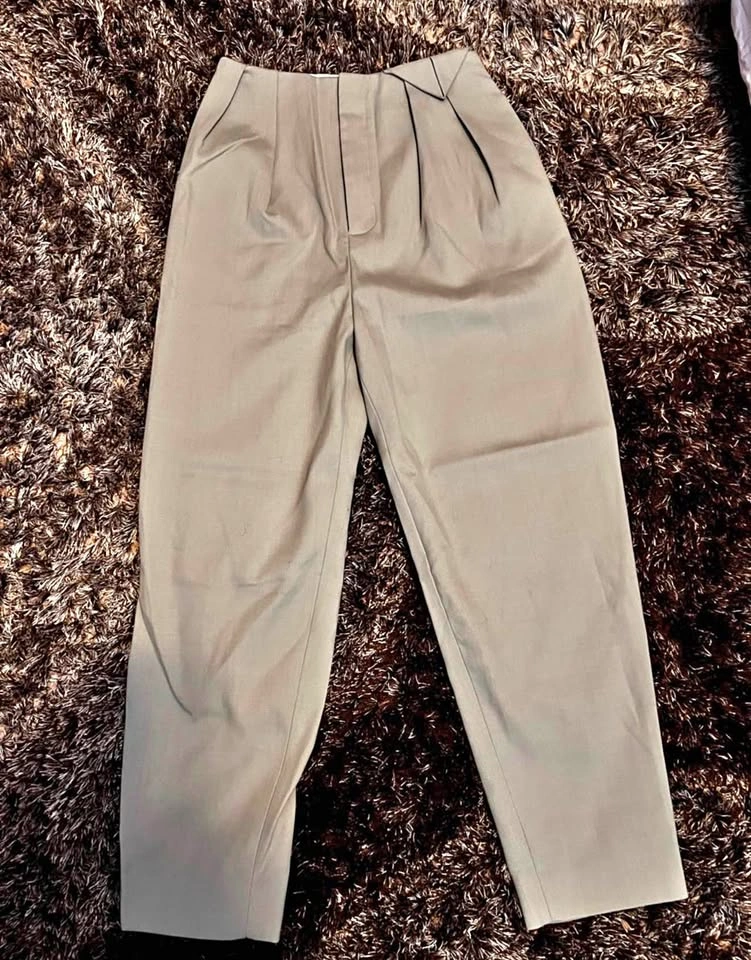 Wool trousers waist around 62cm XS