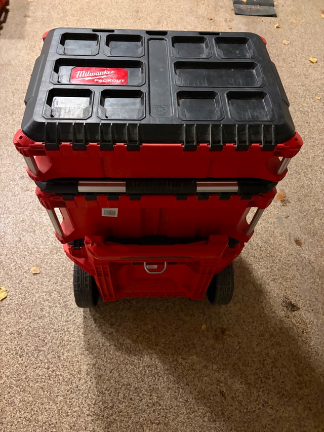 Like New Milwaukee Packout Set with Low Profile Handle - photo 3