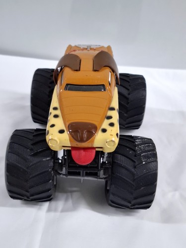 Hot Wheels Monster Jam Monster Mutt 1:24 Scale Diecast (2004) - photo 3