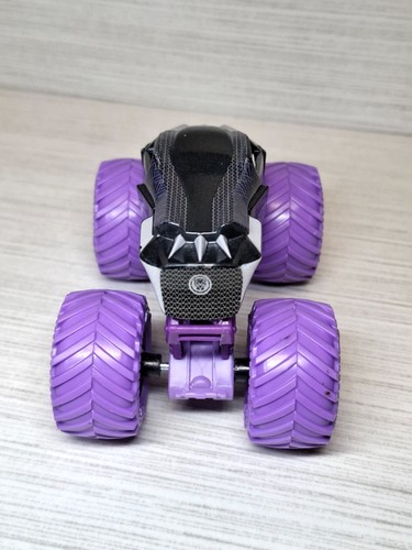 Spin Master Monster Jam Panther Marvel 1:64 Diecast Monster Truc - photo 4