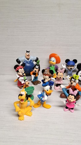 Disney Mickey & Friends Mini Figure Lot 33 Mickey Minnie Donald - photo 3