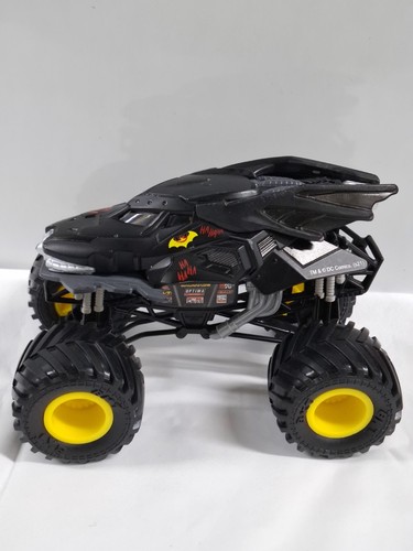 Spin Master Monster Jam DC Comics BATMAN Street Justice 1:24 Sca - photo 2