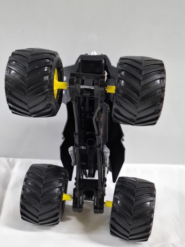 Spin Master Monster Jam DC Comics BATMAN Street Justice 1:24 Sca - photo 5