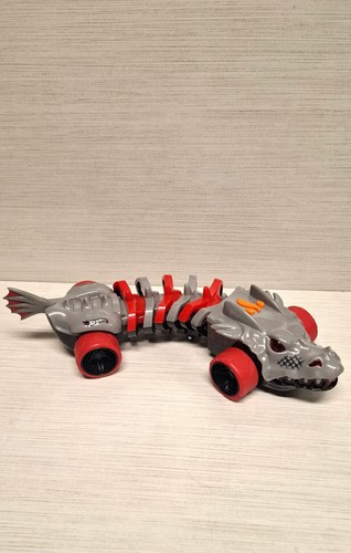 Hot Wheels Dragon Car Gray Red Black Plastic Toy Vehicle - photo 2