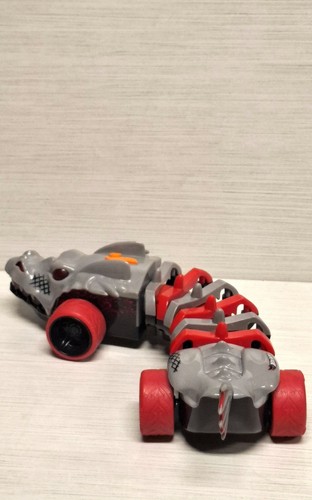 Hot Wheels Dragon Car Gray Red Black Plastic Toy Vehicle - photo 3