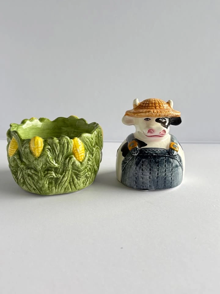 NEW Clay Art Cow Salt & Pepper Shakers Hand Painted Cornfield - photo 2