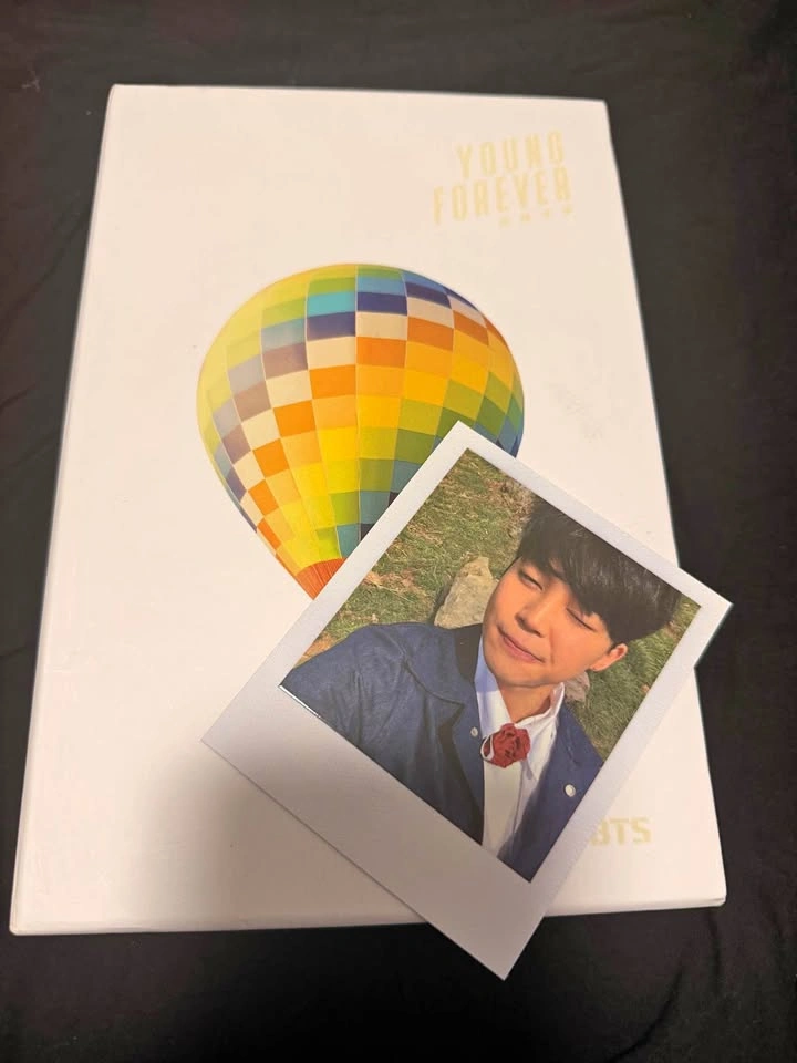 BTS Young forever Album