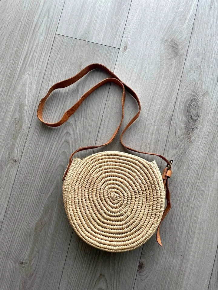 Raffia round bag handmade in Morocco