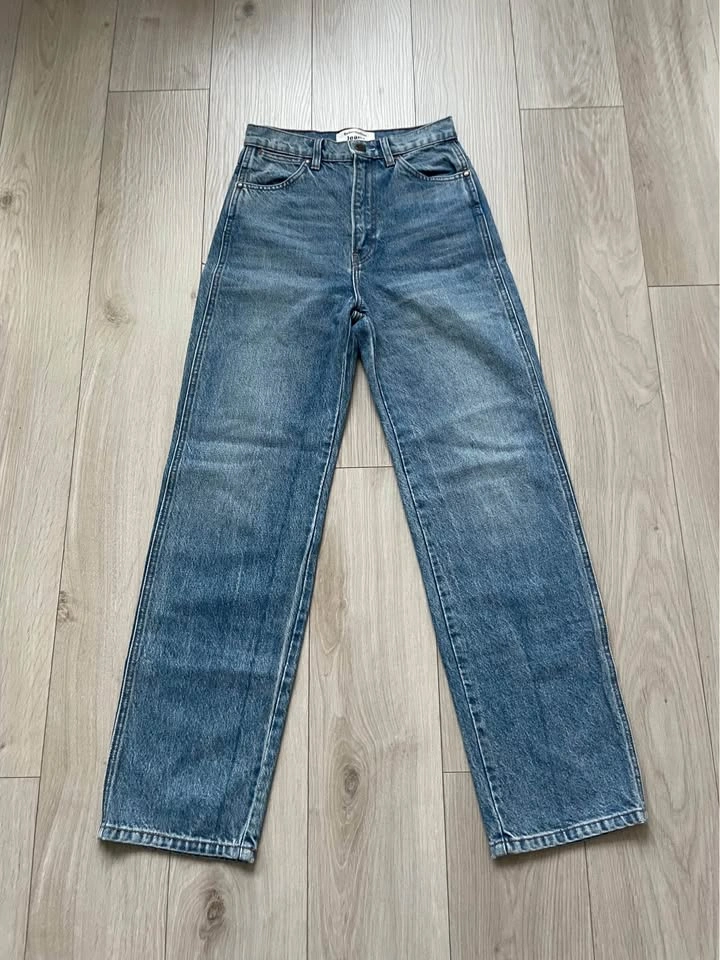 Reformation Cowboy Jeans in Dover Wash, 23 - photo 3