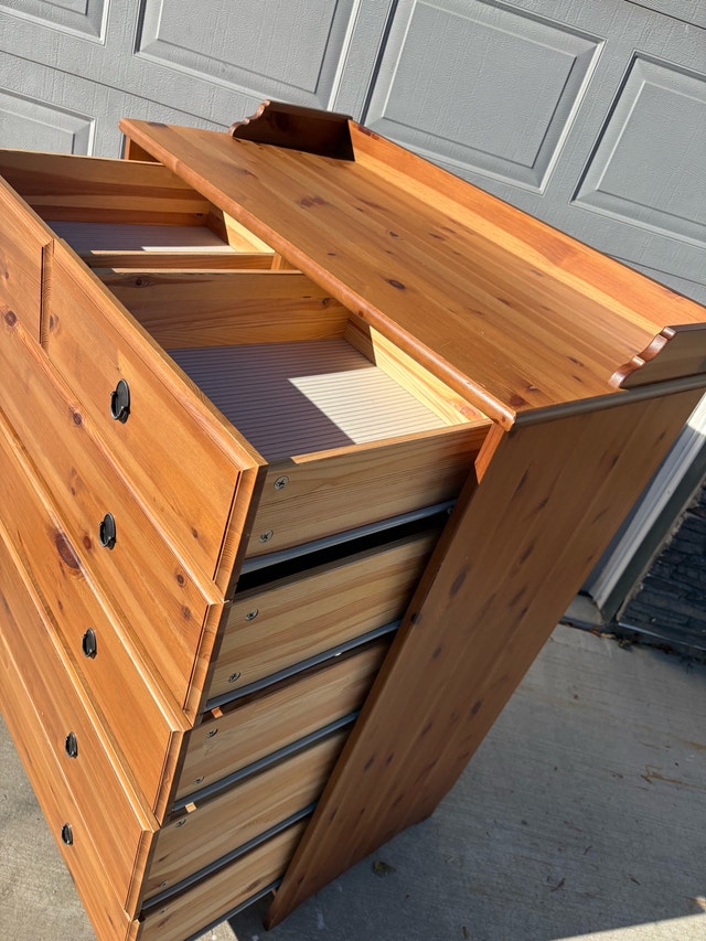 Wood dresser in good condition