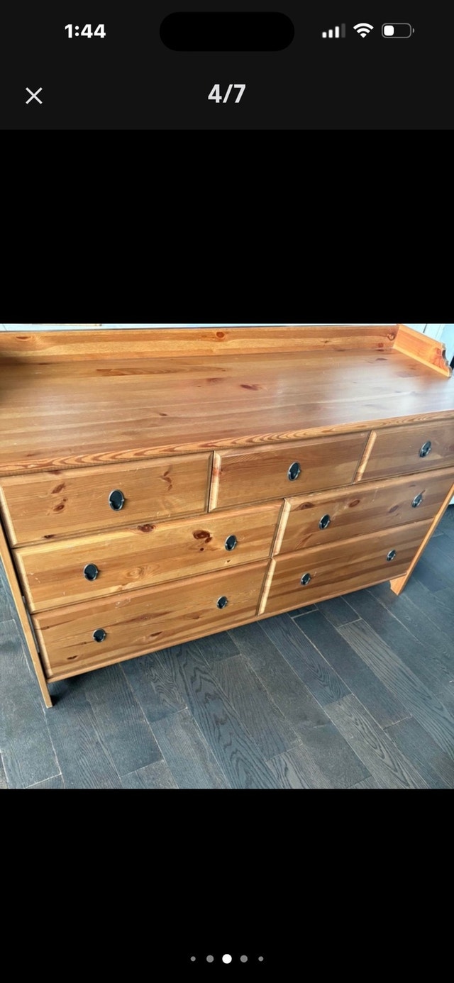 Solid Wood Dresser / TV Stand / Changing Table - photo 4