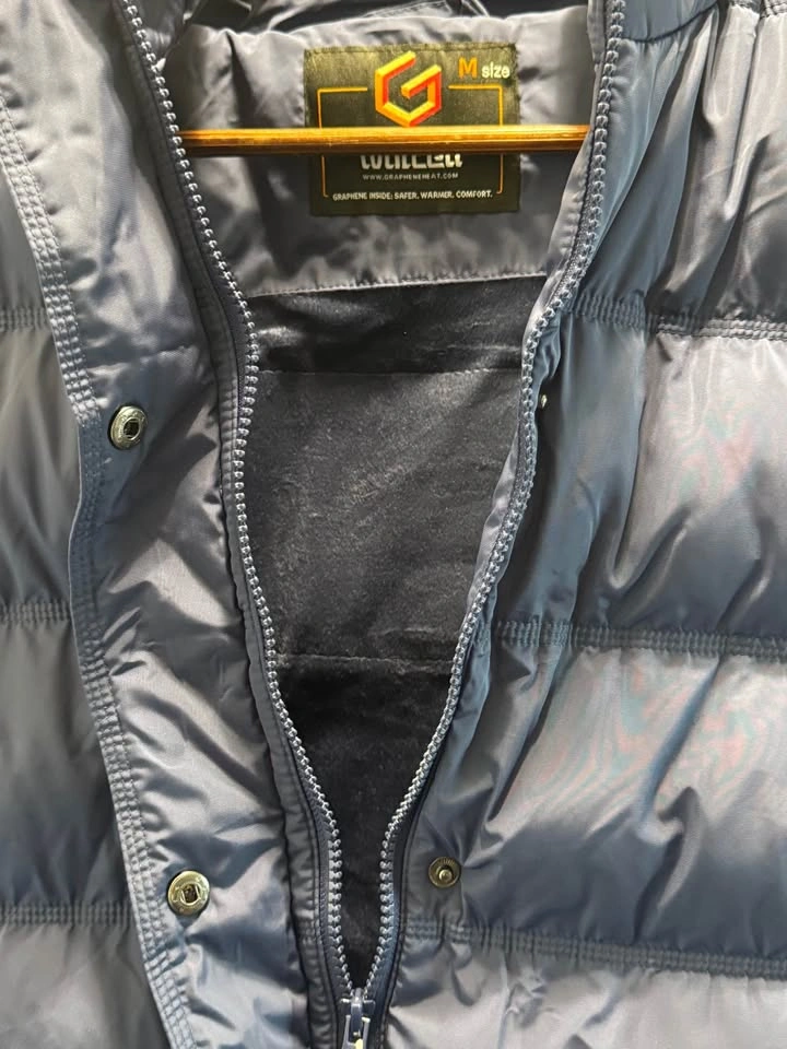 BRAND NEW 🔥 Ladies Heated Puffer Vest - Size Medium - Giftable - photo 3