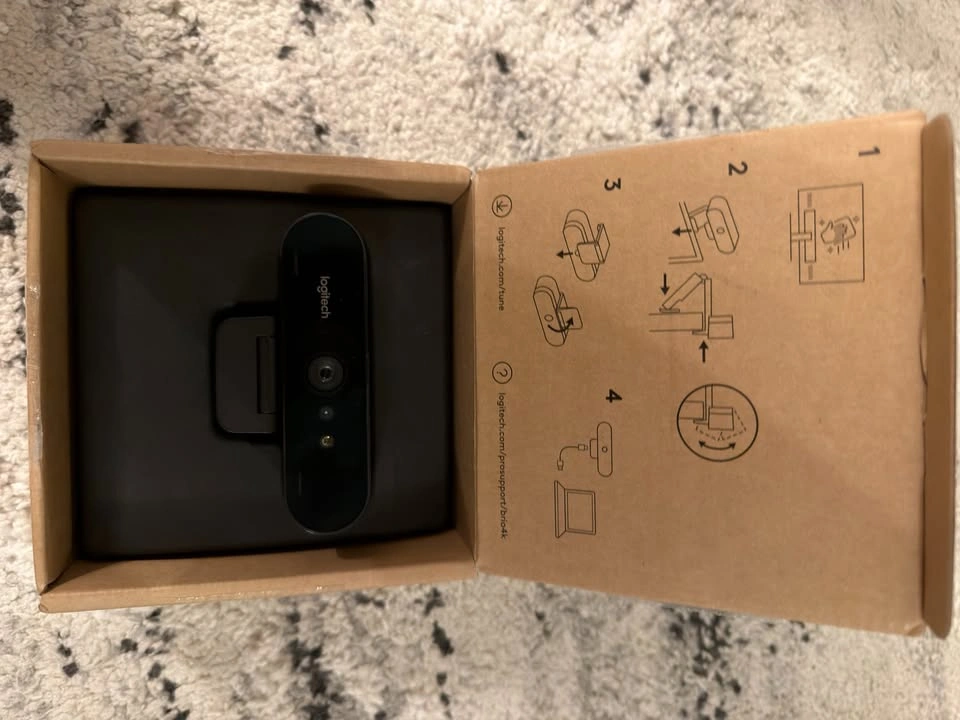 Logitech Brio 4K Webcam (Windows Hello face id compatible) - photo 4