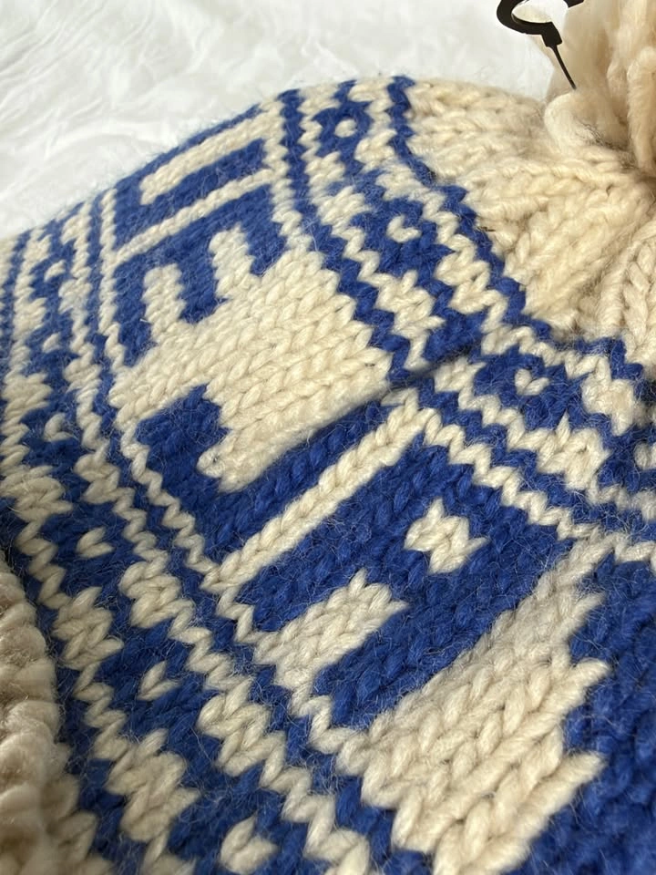 Toronto Blue Jays New Era Women's Knit Pom Toque – Cream/Blue - photo 4