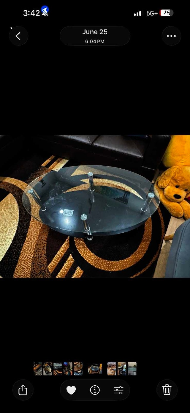 Oval Glass Coffee Table - photo 2