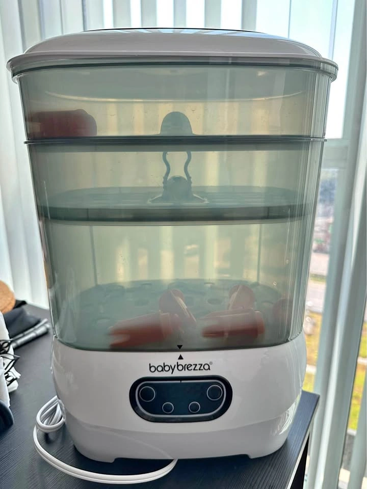 Baby Brezza Bottle Sterilizer and Dryer Advanced