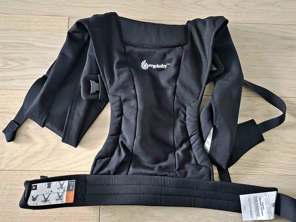 Ergobaby Embrace Newborn+ baby carrier - photo 2