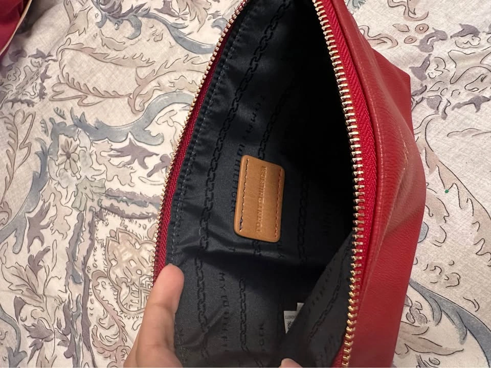 Tommy Hilfiger Clutch - photo 2