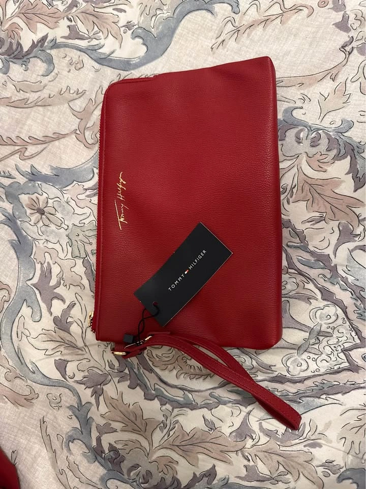 Tommy Hilfiger Clutch - photo 3