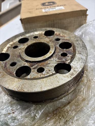 R128654 PULLEY fits JOHN DEERE - photo 3