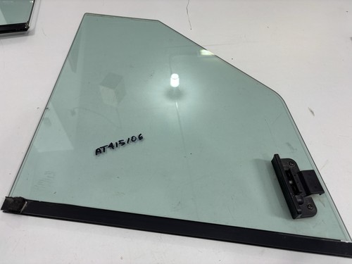 Deere Window AT415106 LH Window