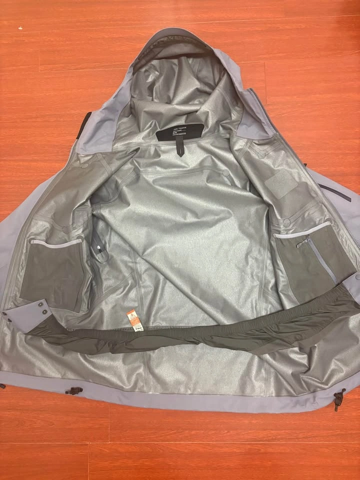 Arc'teryx Sabre Jacket male, mint condition never worn - photo 2