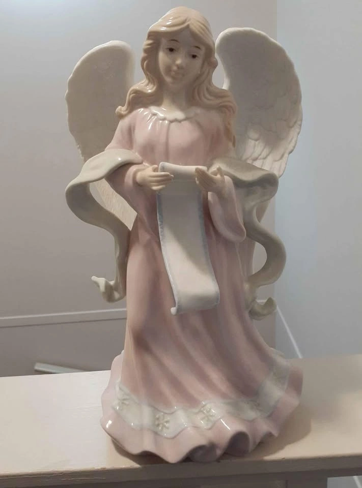 Beautiful Angel - photo 2