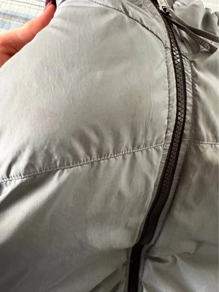 The North Face 550 Down Reversible Hooded Puffer Jacket Boys Sma - photo 5