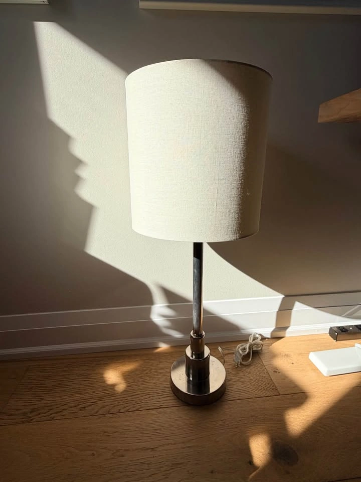 Pair of Modern Table Lamps with Shades - photo 2