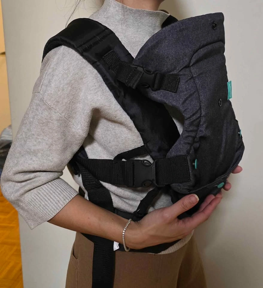Infantino Baby Carrier - photo 2