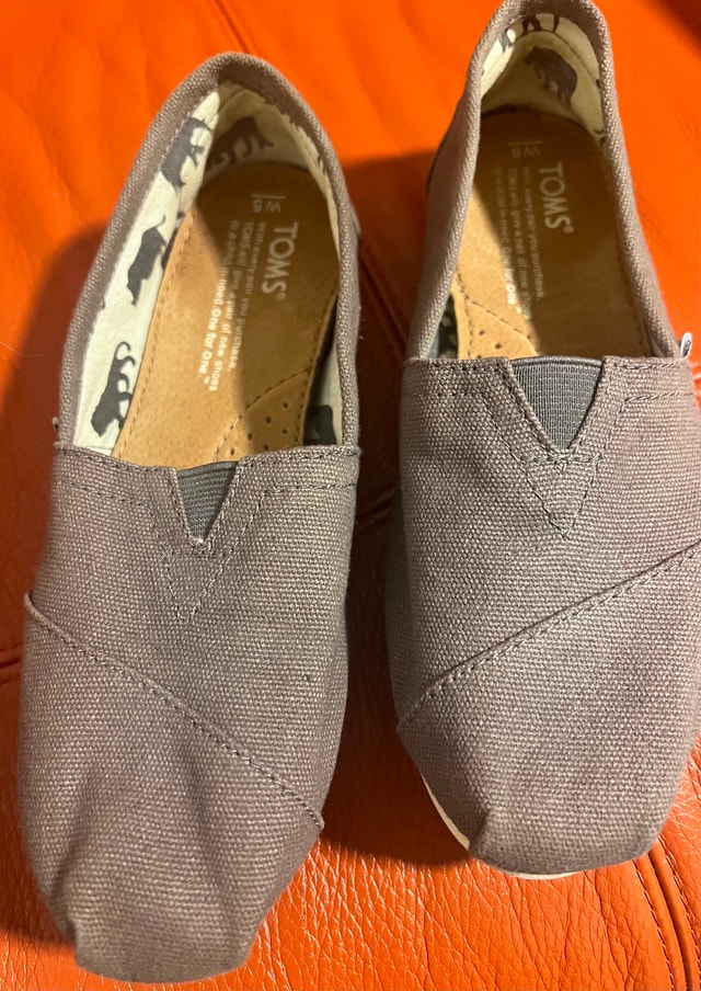 Toms Shoes - photo 2