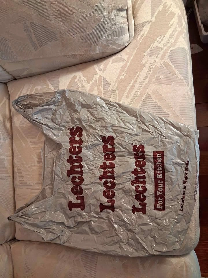 Vintage 1992 Lechters Housewares Plastic Shopping Bag