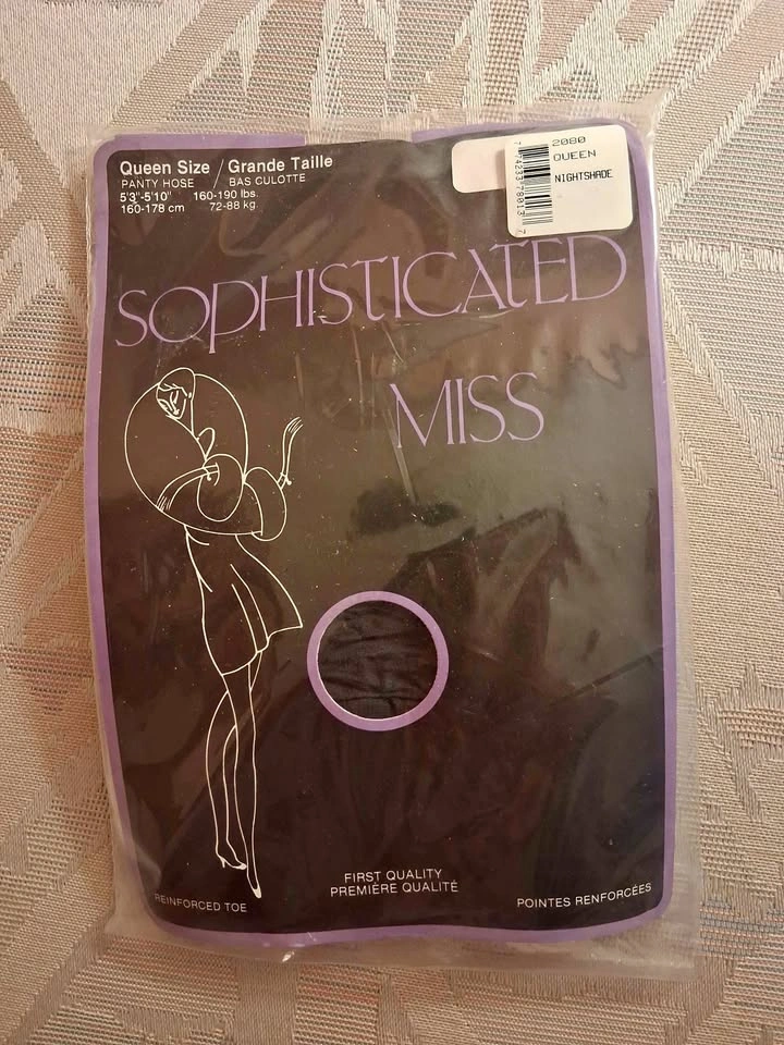 Brand new vintage Sophisticated Miss Pantyhose - Queen Size,