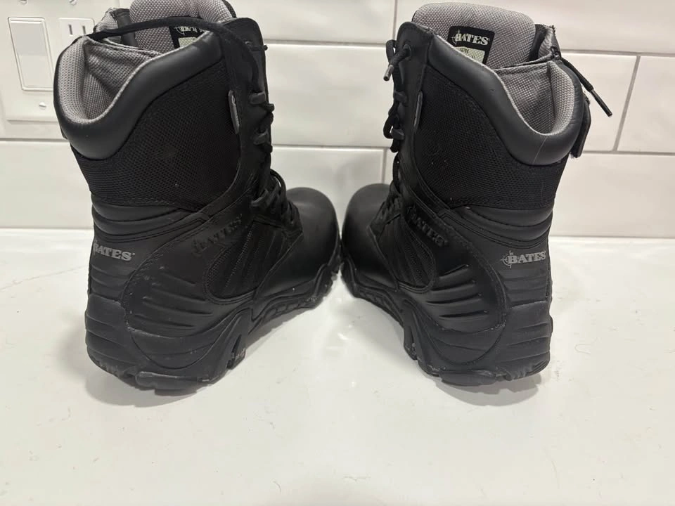 Bates Gore-Tex women’s black boots- size 9.5; 9” high - photo 3