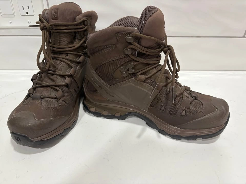 Salomon Gore-Tex Women’s Boots - size 40, 7.5” high - photo 2