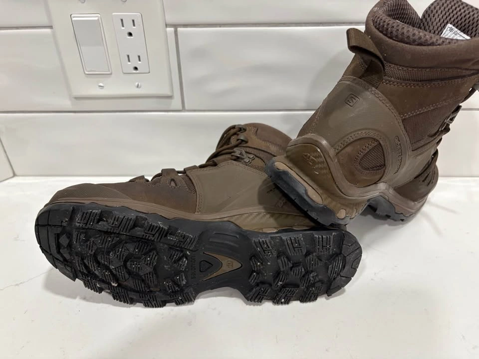 Salomon Gore-Tex Women’s Boots - size 40, 7.5” high - photo 3