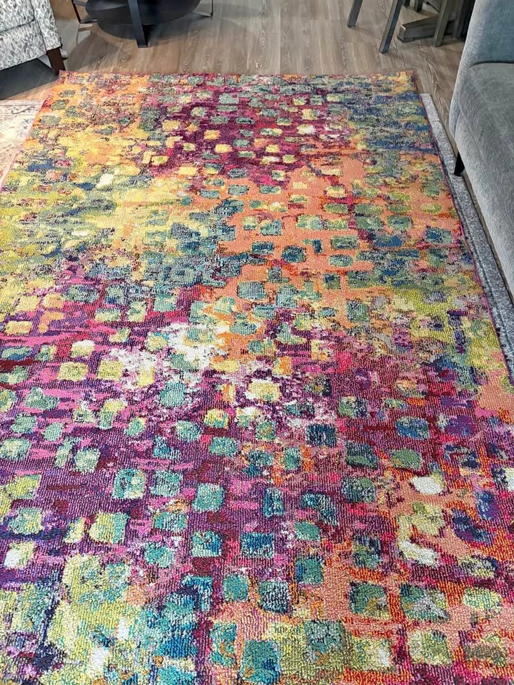 Bold Beautiful Area Rug: 6.1’ x 8’