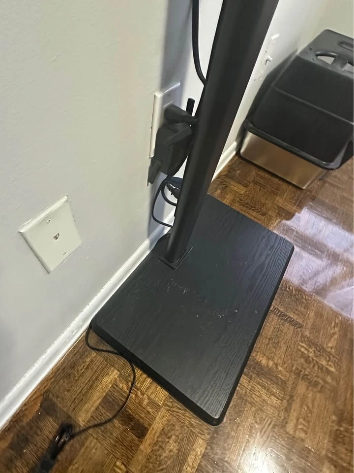 Hisense 40” Smart TV (A4KV) with Stand - photo 5