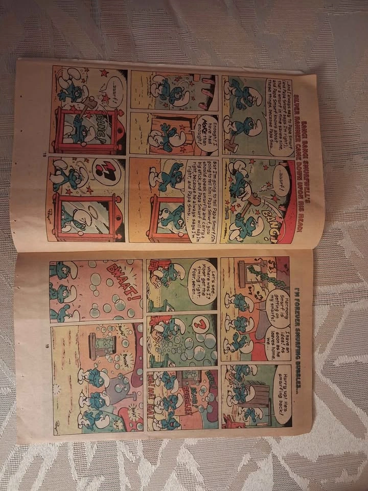 Vintage Smurfs Comic Book #3 Marvel Comics (1983) - photo 3