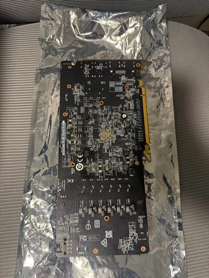 MSI Radeon RX 580 ARMOR 8G OC Graphics Card - photo 2