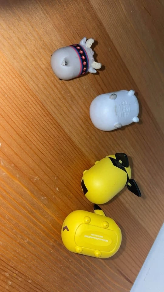 Disney and Pokemon Tsum Tsum Vinyl Figures - Pikachu, Baymax, Sv - photo 2