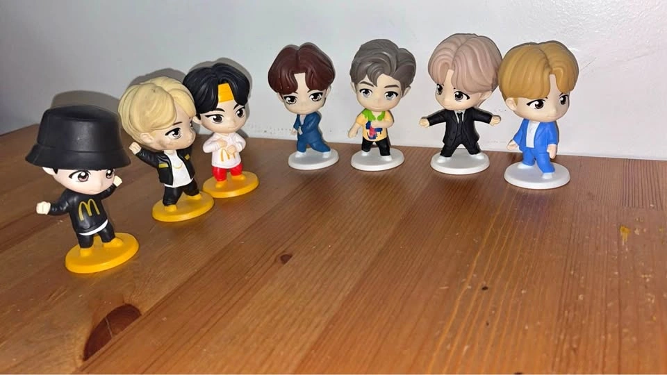 BTS TinyTAN McDonald's Figurines Set of 7